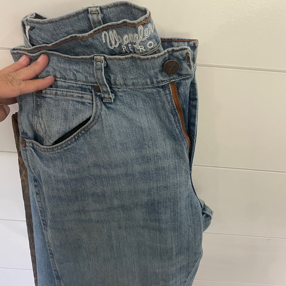 MEN'S WRANGLER RETRO® RELAXED FIT BOOTCUT JEAN (Jean #7)